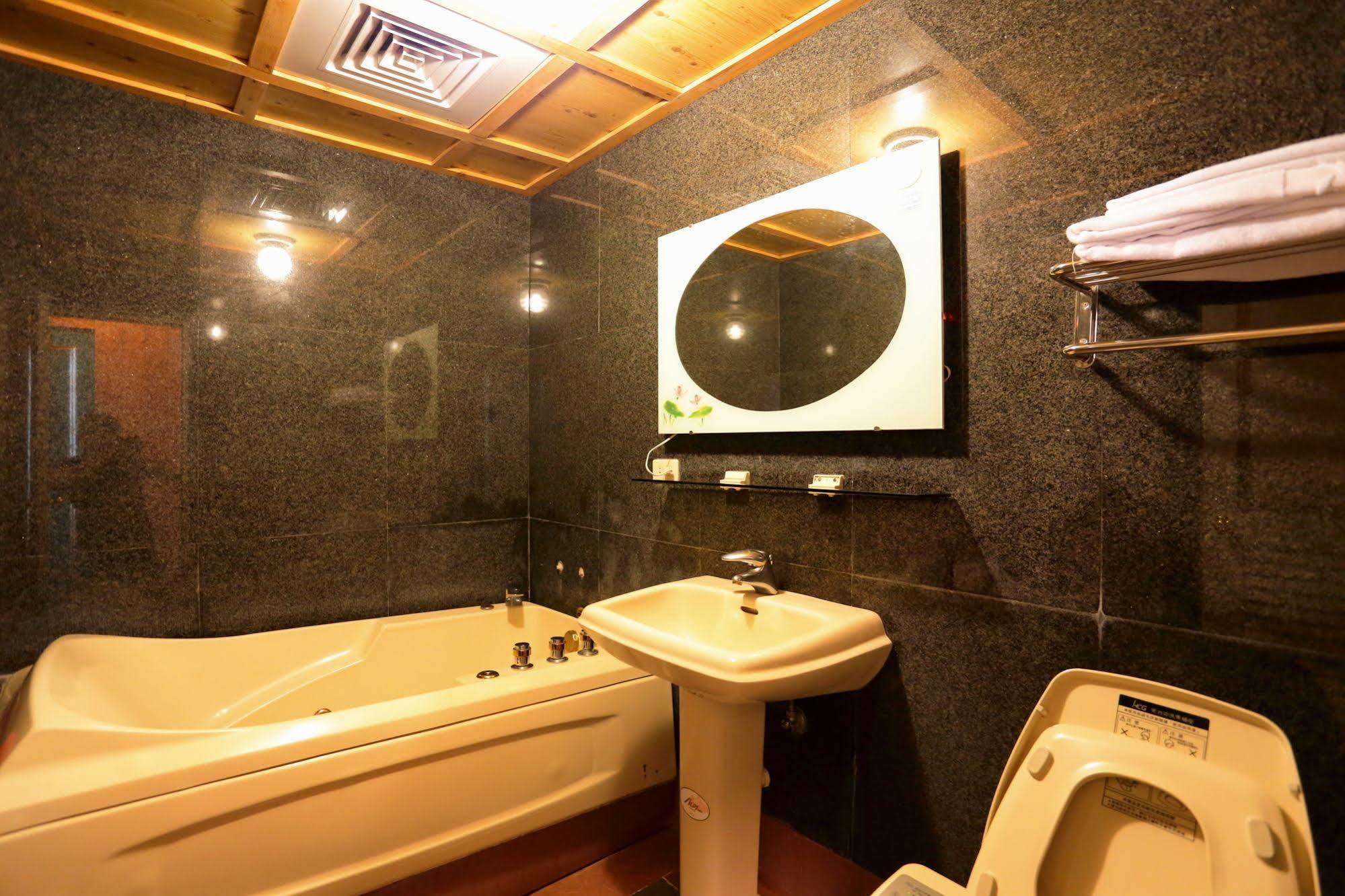 Kingtaiwan Hotel Lugu Eksteriør bilde